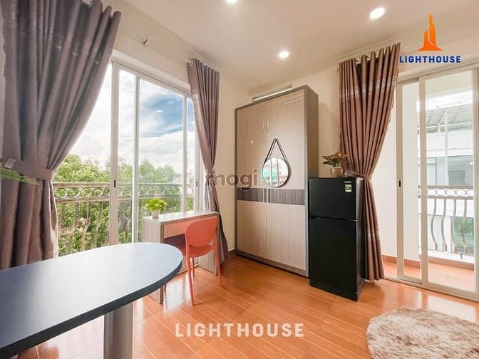 Hình ảnh CH có bancon thoáng nội thất tiện nghi ngay Cộng Hoà