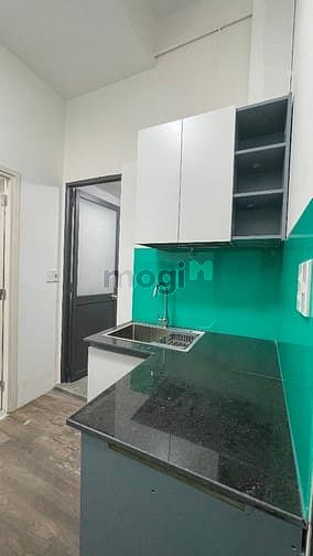 Hình ảnh 1 Phòng Ngủ Tách Bếp Ban Công Thoáng Mát Quận 1 Full Nội Thất