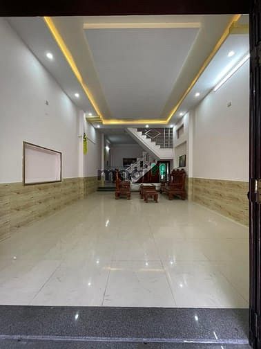 Hình ảnh Cho thuê nhà 2 tầng MT Đào Sư Tích gần bến xe