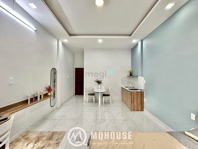 Hình ảnh Studio ban công full nội thất mới 100% đối diện Cộng Hoà Plaza, ETown