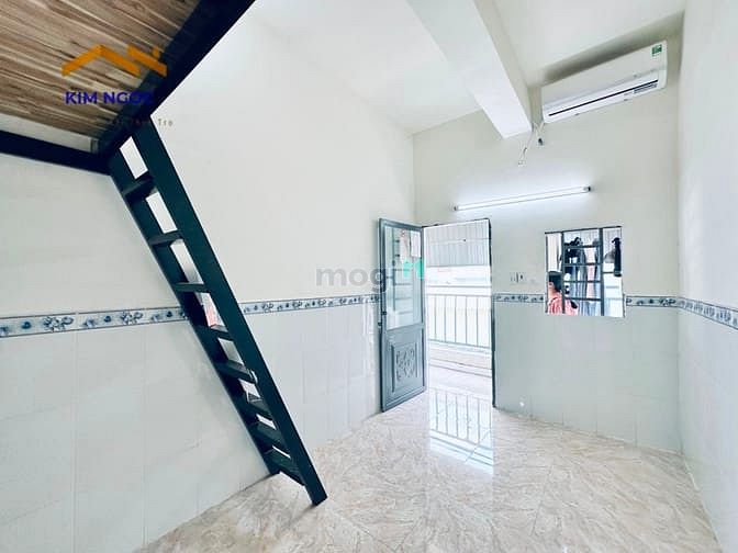 Hình ảnh Phòng trọ mới sạch sẽ ban công thoáng mát