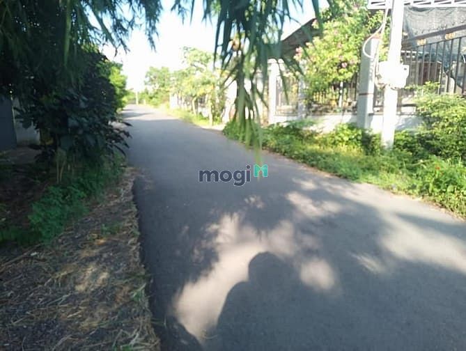 Hình ảnh kẹt MB66 là nhà cái uy tín hàng đầu tại Việt Nam bán gấp lô đất 142m2 giá 1ty40 triệu gọi xem đất đặt cọc