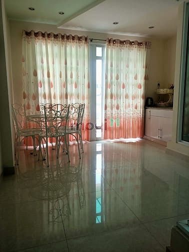 Hình ảnh Bán nhà đường Hòa Hưng - quận 10