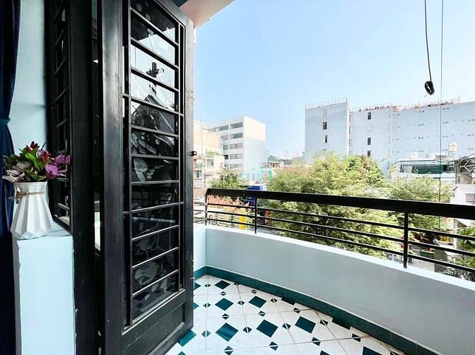 Hình ảnh Mb6623 nạp rút nhanh chóng Studio ban công full nội thất ngay Etown Cộng Hoà