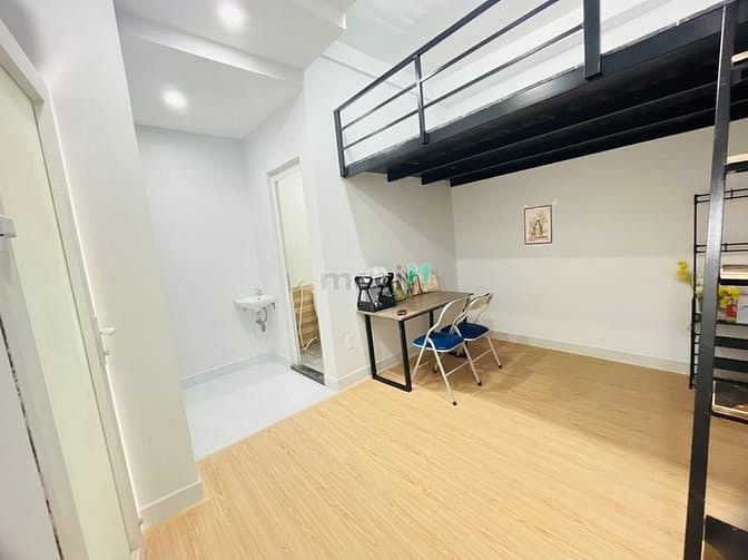 Hình ảnh Cho thuê Duplex mới xây ở Phạm Văn Chí, Quận 6