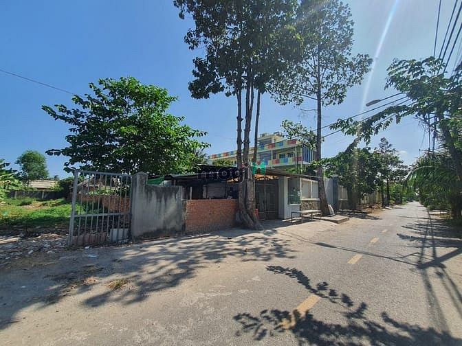 Hình ảnh Bán đất Q9 Dt 430m2 full thổ cư ngang 10m Giá 14 tỷ