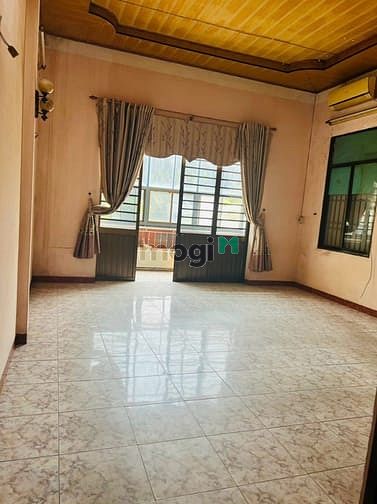 Hình ảnh Cho thuê nhà 2 tầng Nguyễn Tri Phương 215m2