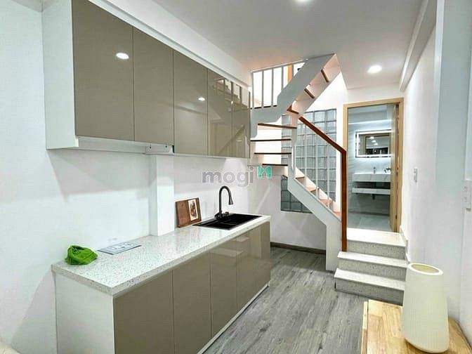 Hình ảnh Siêu phẩm nhà đẹp 2 tầng Phan Văn Trị, P11, 20m2, 2.36 tỷ TL