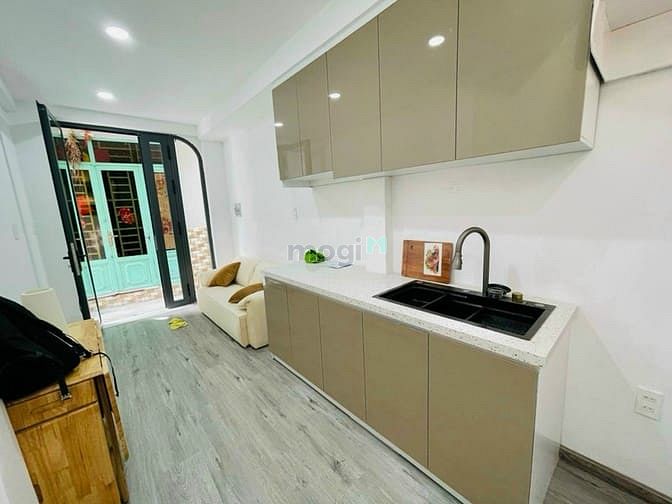 Hình ảnh Siêu phẩm nhà đẹp 2 tầng Phan Văn Trị, P11, 20m2, 2.36 tỷ TL