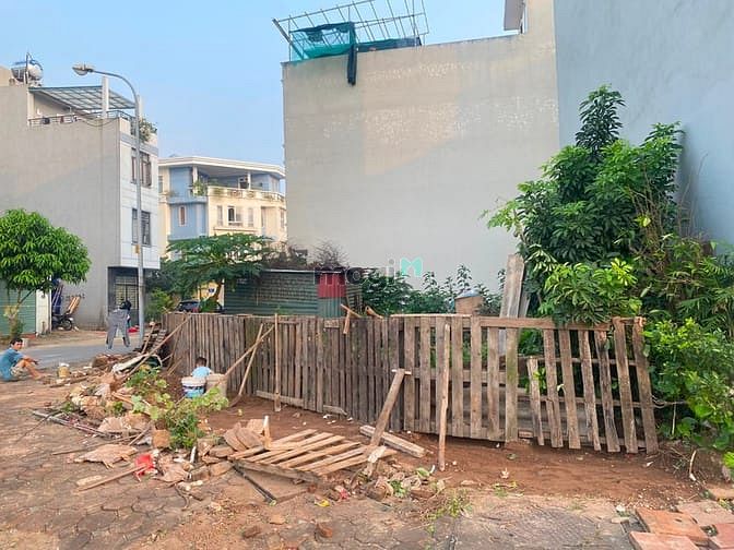 Hình ảnh Đất tái định cư Giang Biên, view triệu đô, ở sướng