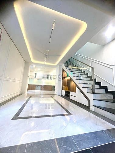Hình ảnh Nhà Mặt Tiền Hẻm 2 Tầng Chỉ 4.8 Tỷ.