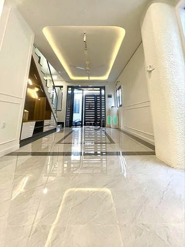 Hình ảnh Nhà Mặt Tiền Hẻm 2 Tầng Chỉ 4.8 Tỷ.