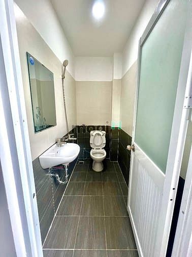 Hình ảnh Duplex 30m2 có ban công, Ung Văn Khiêm.