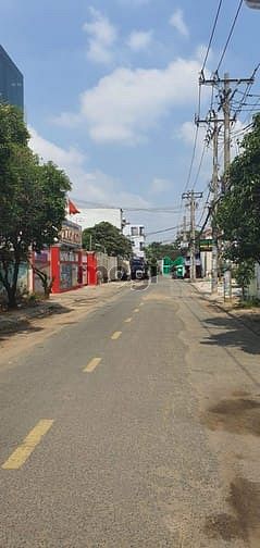 Hình ảnh Quận 12, Bán đất Nguyễn Văn Quá, DT 30x70m 2600m2