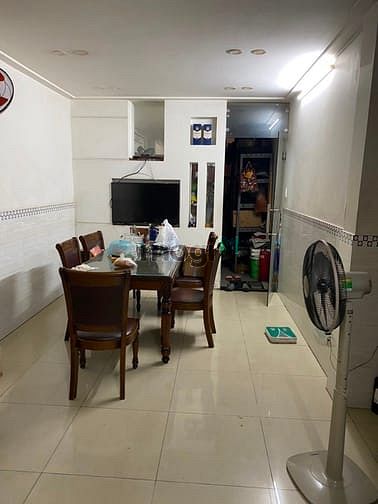Hình ảnh Chính chủ cần  nhà mặt tiền Phạm Văn Hai, khu VIP Tân Bình