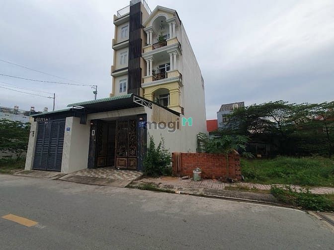 Hình ảnh Bán đất mặt tiền võ văn hát,103m giá 5.3 tỷ giá cực tốt Trang MB66.COM Chính Thức - MB 66 Uy Tín