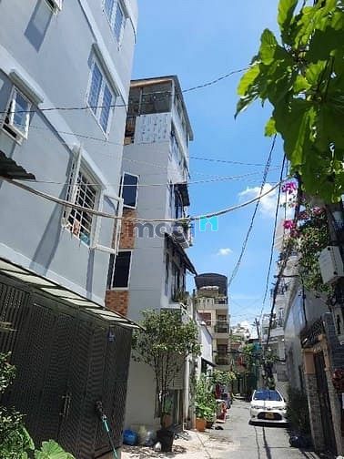 Hình ảnh 🔥Xe Hơi Đậu Cửa-MẶT TIỀN KHỦNG 6.5M-NHÀ ĐẸP 3 TẦNG LUNG LINH