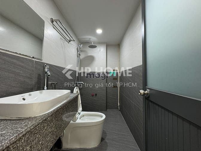 Hình ảnh Căn Hộ Studio Balcon - Cửa Sổ Full NT Ngay Sân Bay - CV Hoàng Văn Thụ
