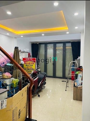 Hình ảnh Nhà Hẻm Xe Hơi Quận 7 Chỉ 6.6 Tỷ