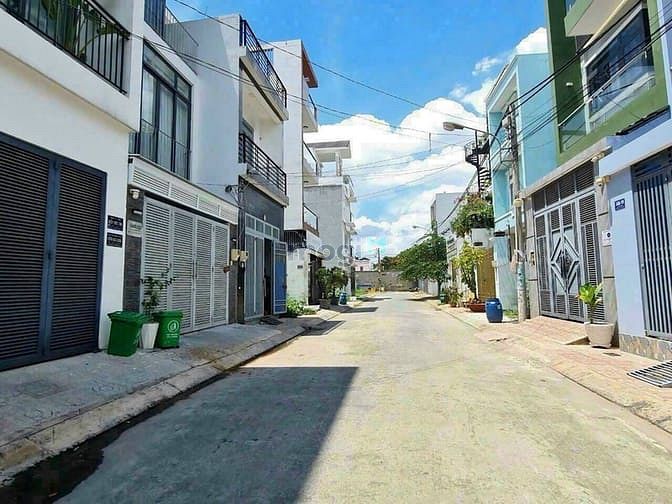 Hình ảnh Bán Lô Đất 65m2 Hẻm 568 Đường Lê Văn Việt Phường Long Thành Mỹ