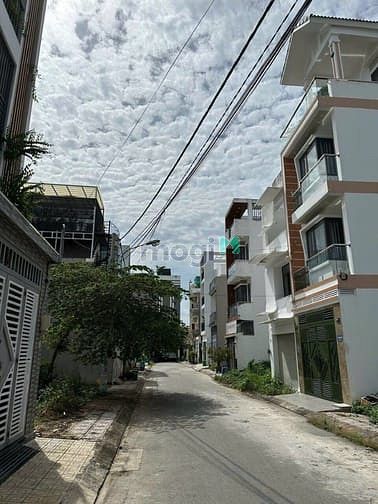 Hình ảnh Bán Lô Đất 65m2 Hẻm 568 Đường Lê Văn Việt Phường Long Thành Mỹ