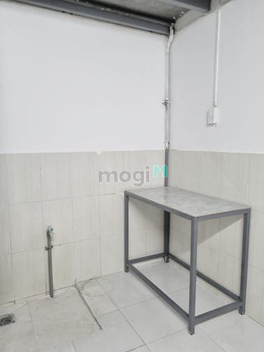 Hình ảnh Phòng có gác cao, an ninh, sạch sẽ (quận 12)