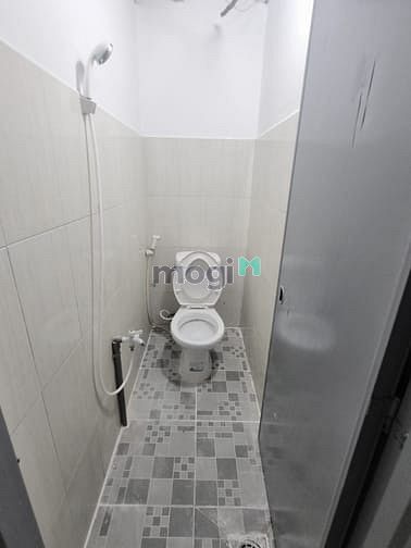 Hình ảnh Phòng có gác cao, an ninh, sạch sẽ (quận 12)