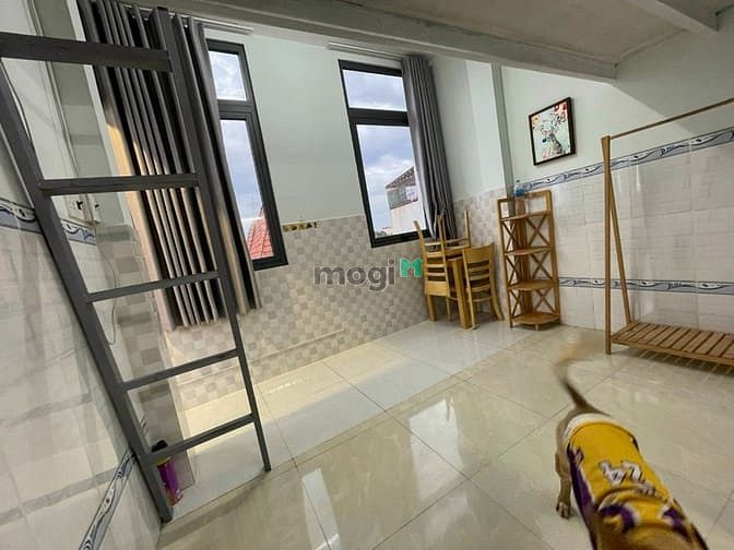Hình ảnh Phòng gác thoáng mát 111 Phạm Văn Chiêu, giá từ 2tr5