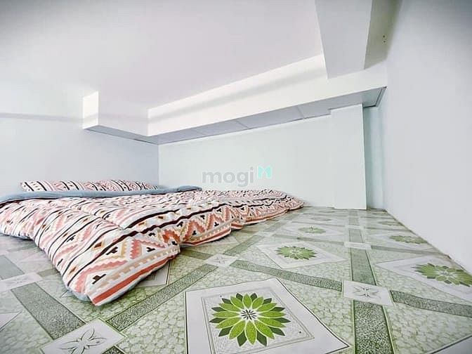 Hình ảnh Phòng gác thoáng mát 111 Phạm Văn Chiêu, giá từ 2tr5