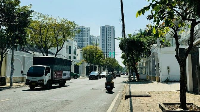 Hình ảnh Biệt Thự Mặt Tiền 1000M2 - Thảo Điền - Q.2