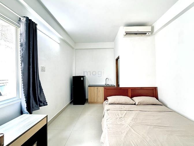 Hình ảnh Cho thuê phòng full nội thất cửa sổ lớn ngay KDC Trung Sơn