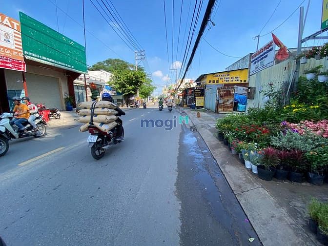 Hình ảnh Đất đẹp 6,2mx26m MTKD đường Mã Lò gần chung cư Lê Thành, BV, UB Quận
