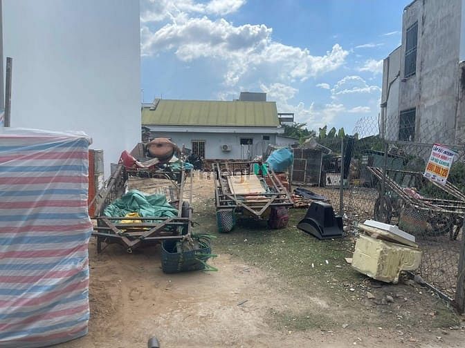 Hình ảnh Bán Lô Đất 75,6m2 Đường 160 Lã Xuân Oai.P. Tăng Nhơn Phú A