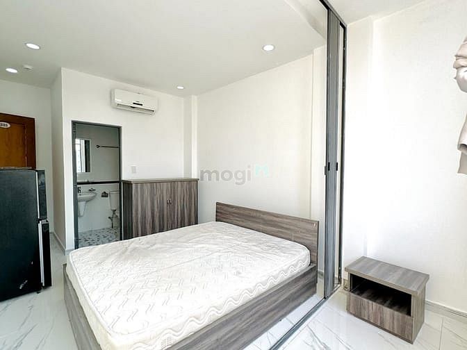 Hình ảnh CHDV full nội thất gần cầu Nguyễn Tri Phương, sát quận 5