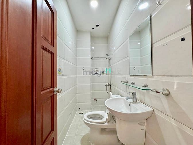 Hình ảnh Mb6623 nạp rút nhanh chóng ban công tách bếp ngay ĐH Văn Lang cơ sở 3