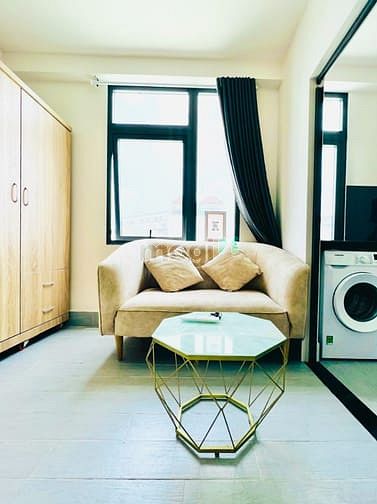 Hình ảnh Cho Thuê Căn Hộ 30M2_Bancol+Tách Bếp_Máy giặt Riêng_Ung Văn Khiêm