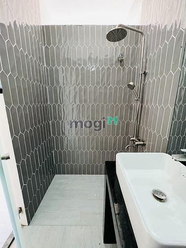 Hình ảnh Cho Thuê Căn Hộ 30M2_Bancol+Tách Bếp_Máy giặt Riêng_Ung Văn Khiêm
