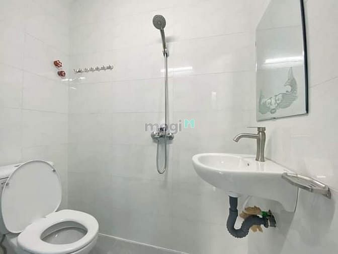 Hình ảnh Cho thuê phòng gác có nội thất gần Hậu Giang, Quận 6