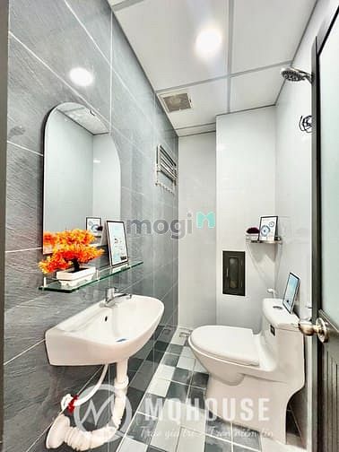 Hình ảnh Cho thuê Mb6623 nạp rút nhanh chóng Studio Nội thất cơ bản gần ngã tư Bảy Hiền