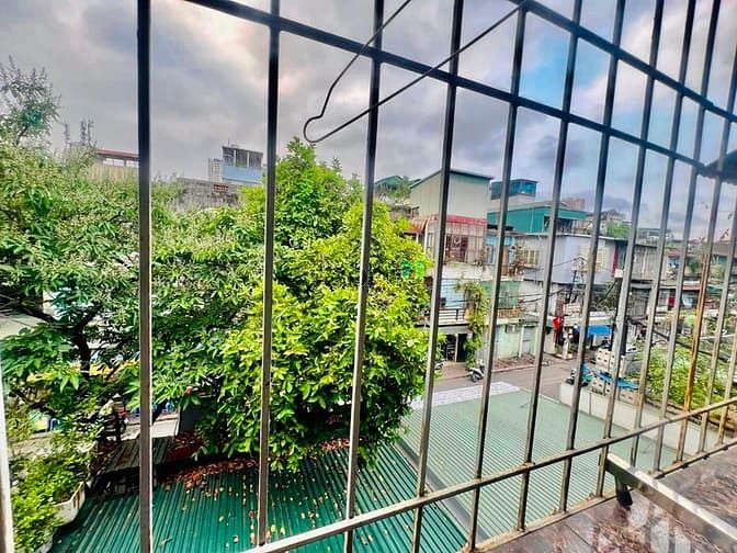 Hình ảnh Cần bán tập thể tầng 3 Tân Mai - Nhà đẹp ở luôn - Tặng full nội thất