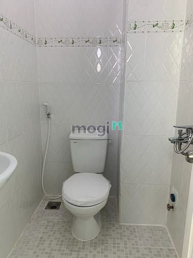 Hình ảnh Cho thuê nhà Hxh 100/33/8A Lê Văn Duyệt p1 quận Bình Thạnh
