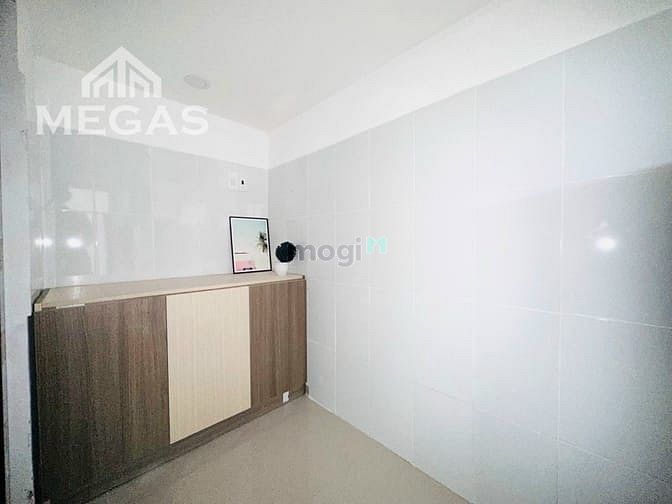 Hình ảnh Phòng có gác giá rẻ- Full nội thất ngay hàng xanh- Đinh Bộ Lĩnh
