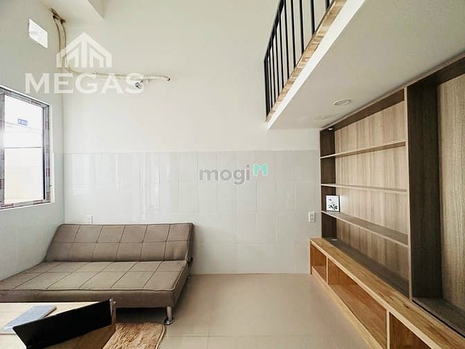 Hình ảnh Phòng có gác giá rẻ- Full nội thất ngay hàng xanh- Đinh Bộ Lĩnh