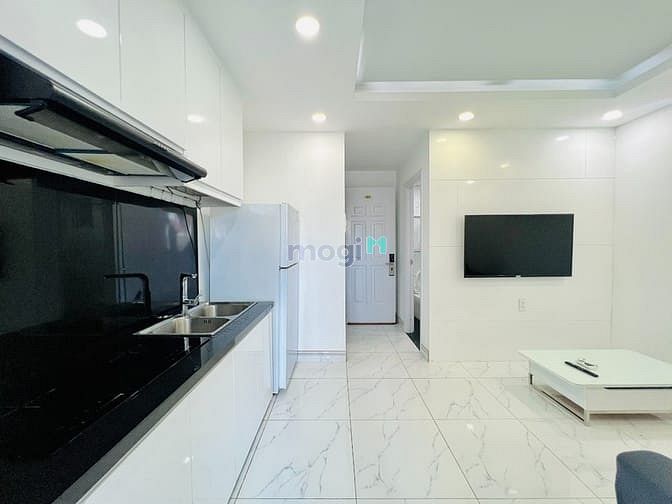 Hình ảnh Cho Thuê Căn Hộ 1 Phòng Ngủ_50m2_Bancol_Thang Máy_Bảo Vệ_Chợ Bà Chiểu