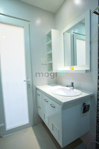Hình ảnh Mb6623 nạp rút nhanh chóng studio, Quận 1, thang máy gần chợ Tân Định