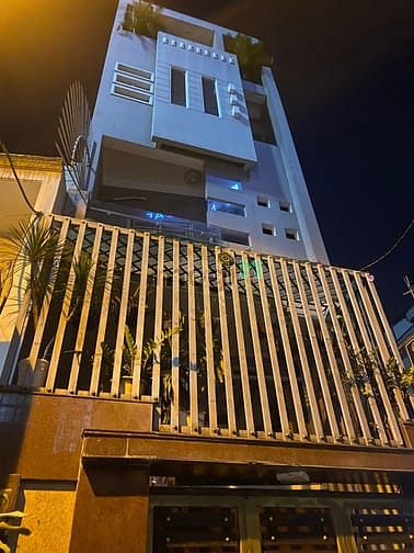 Hình ảnh HXH 7 chỗ, Tân Hải, P13, Tân Bình, 52 m2, 5 tầng, giá 9 tỷ