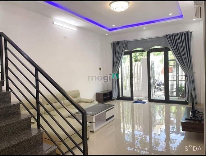 Hình ảnh Cho thuê nhà 3 phòng ngủ Chế Lan Viên