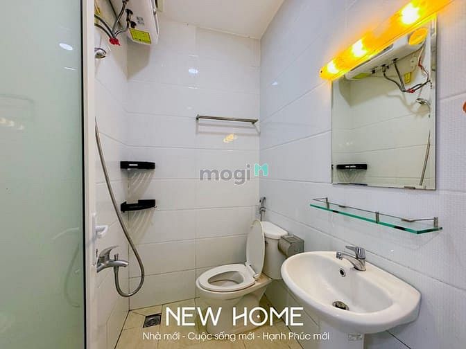 Hình ảnh Mb6623 nạp rút nhanh chóng Ban công Quận Tân Bình đường Cách Mạng Tháng 8 Full nội thất