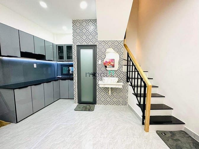 Hình ảnh Nhà đẹp 2 tầng - ngang 5m - Phan Văn Trị - tặng full NT - 3.65 tỷ