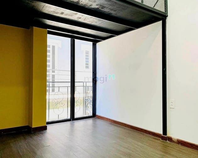 Hình ảnh Phòng có gác bancol siêu rẻ - Ngay chợ bà chiểu